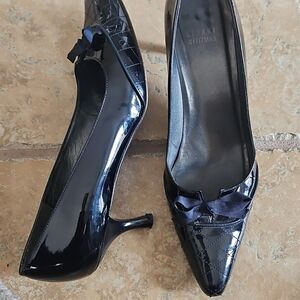 Stuart Weitzman Quilted Blue Patent Leather Bow Pumps Size 10 N